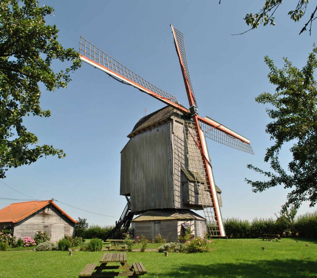wormhout59moulindeschodtoumoulindelabriarde.jpg