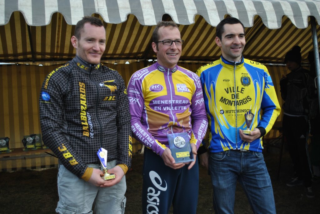 podiummenestreaubalbuzardetmontargis.jpg